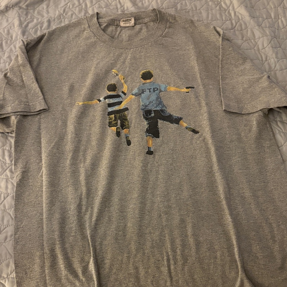FTP Men’s Gray Graphic Tee with Boys Print